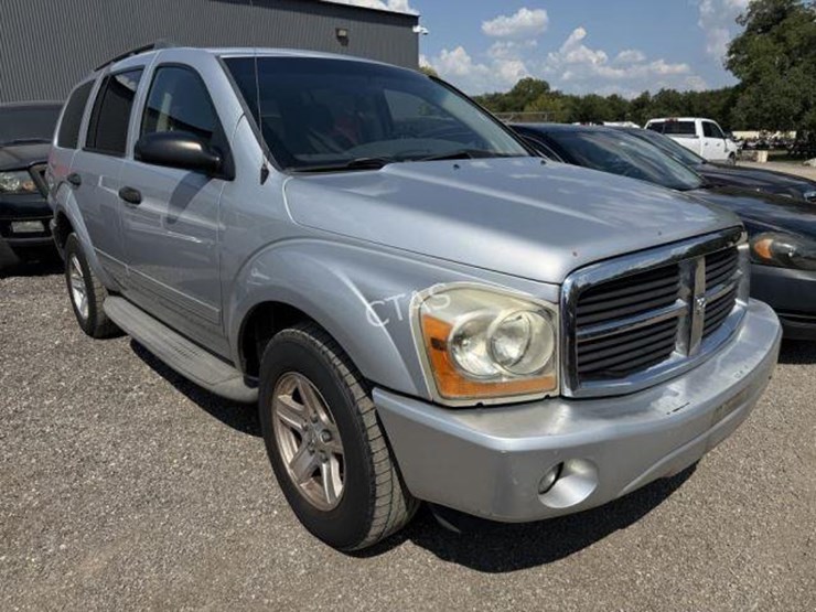 2005-dodge-durango-image-2