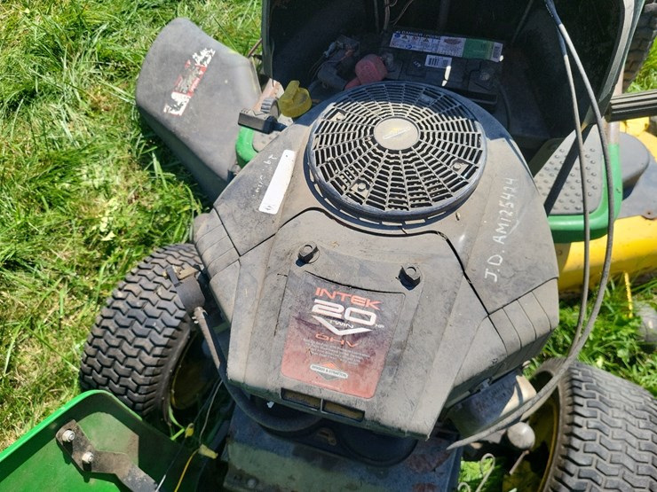 john-deere-l120-image-22