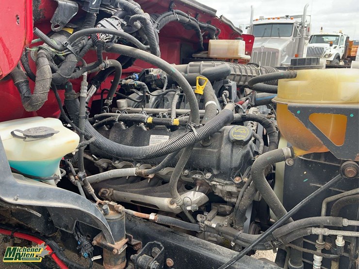 2015-ford-f650-image-14