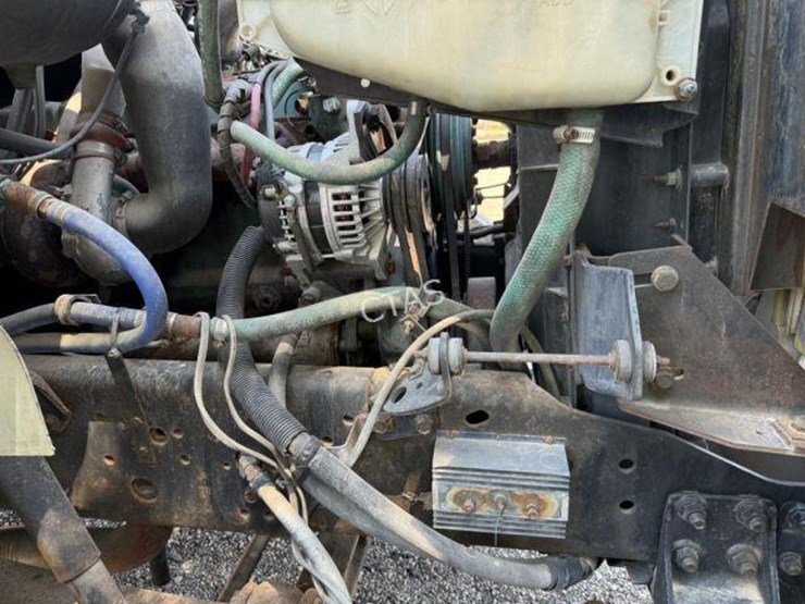 #683-•-international-power-rodder-truck-image-13