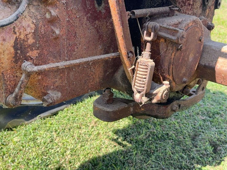 farmall-c-image-26