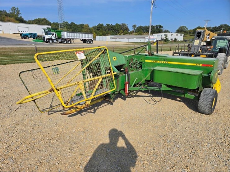 john-deere-336-image-5