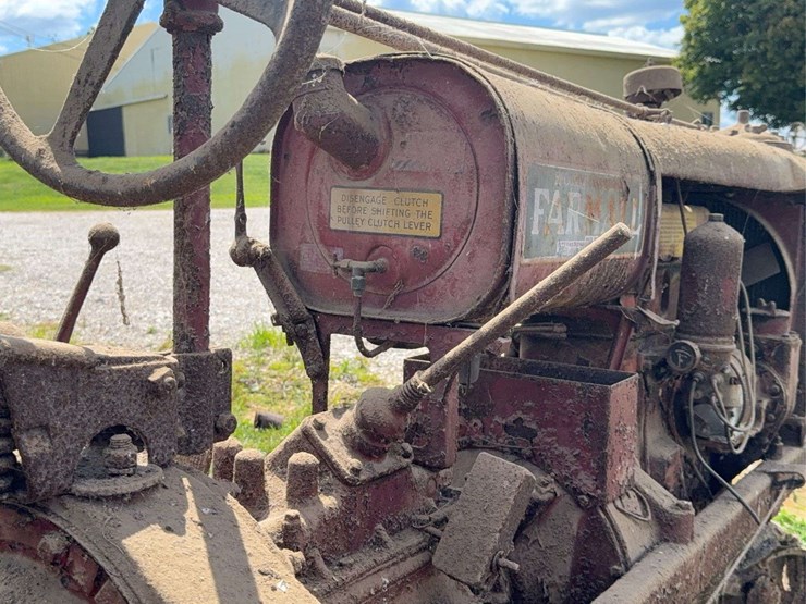 farmall-f-20-image-33