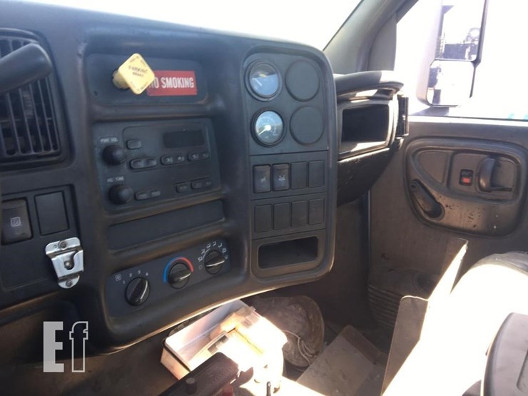 2007-gmc-topkick-c7500-image-6