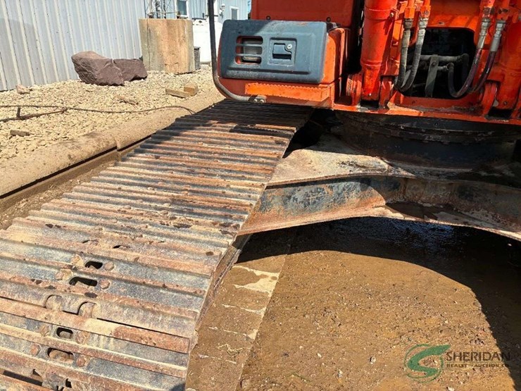 hitachi-ex200-lc-image-11
