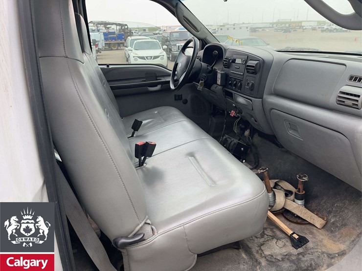 2005-ford-f250-image-13