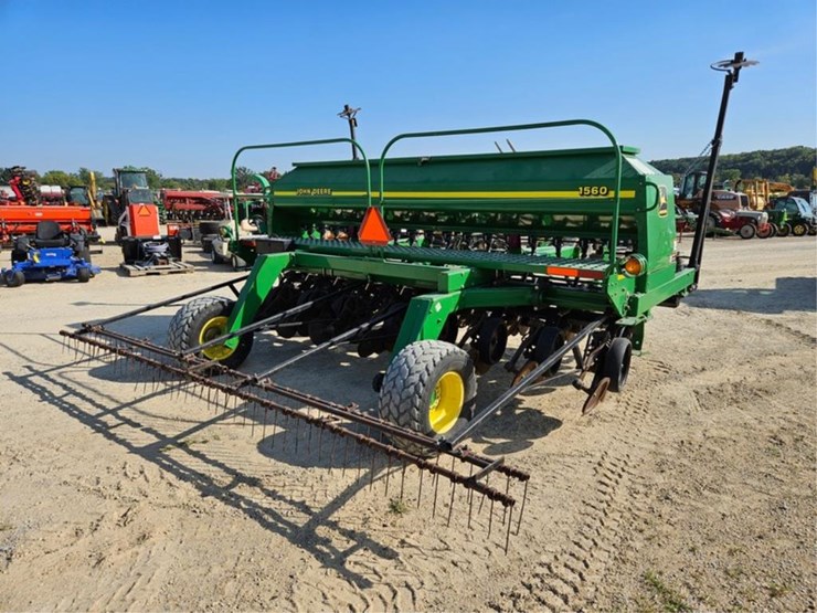 2022-john-deere-1590-image-24