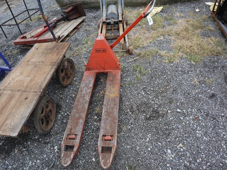 pallet-jack-image-3