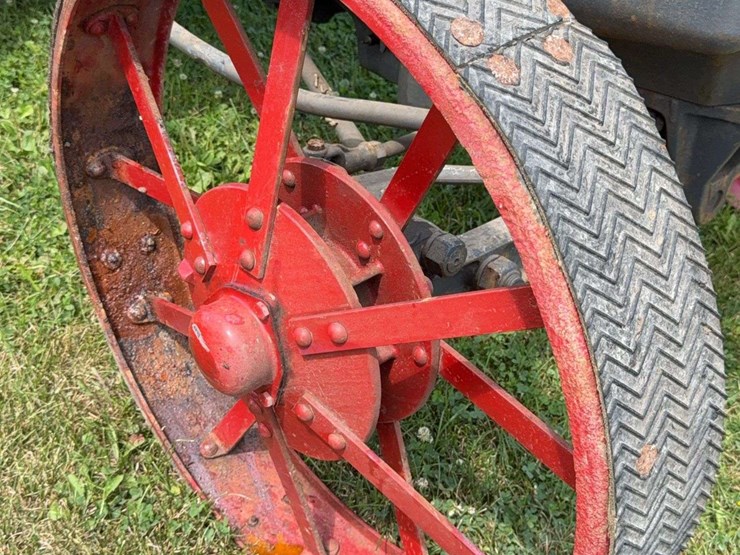 mccormick-deering-22-36-image-11
