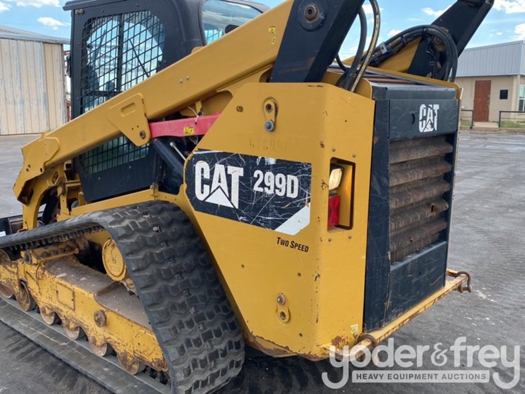 2014-caterpillar-299d-image-2