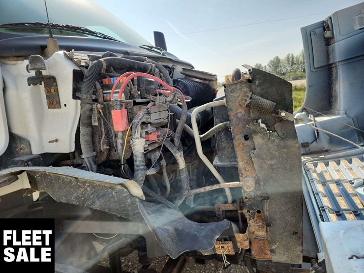 2005-gmc-topkick-c7500-image-24