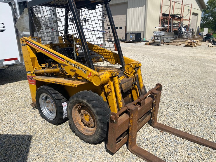 #485-•-mustang-skid-steer-(helenville,-wi)-image-3