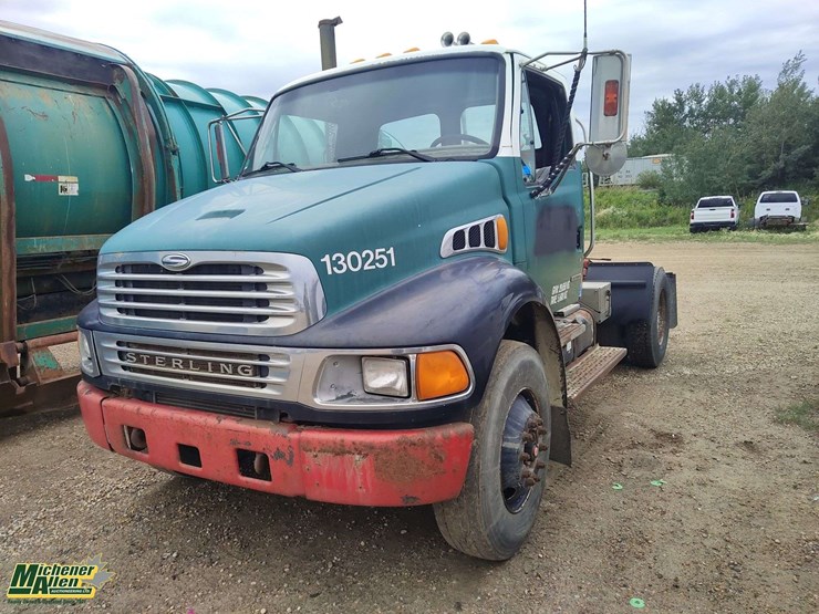 2002-sterling-m7500-acterra-image-1