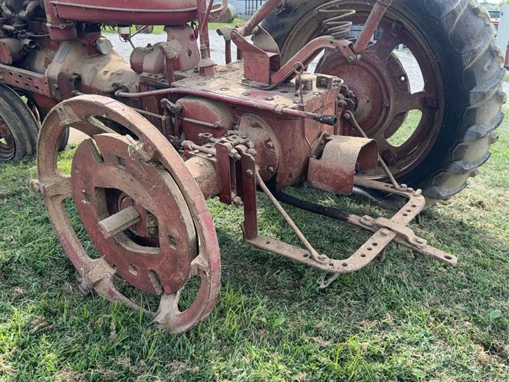 farmall-h-image-47