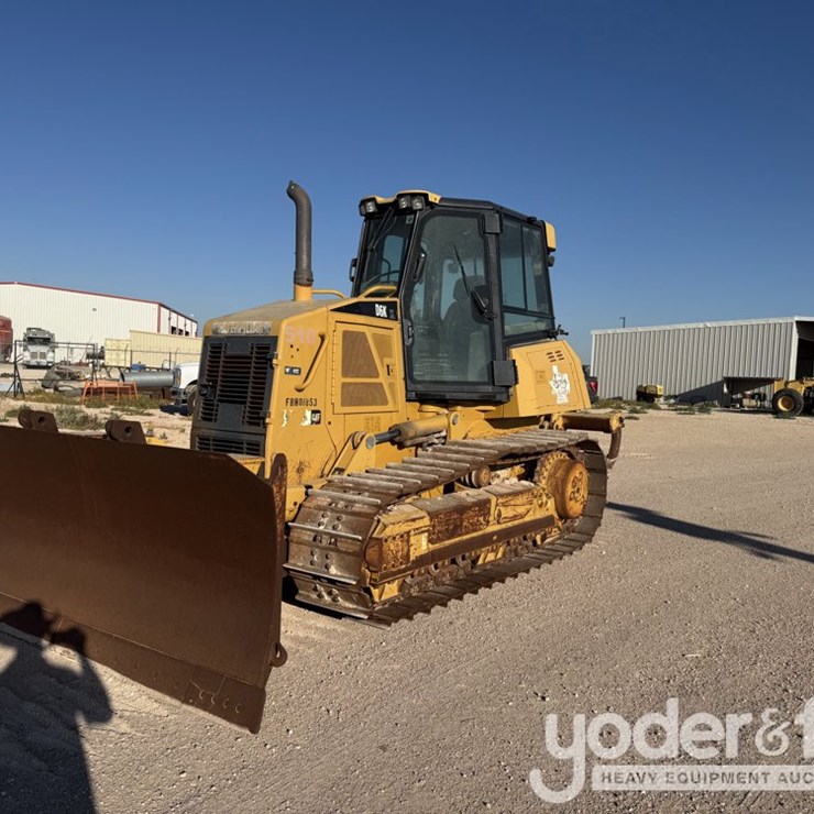 2011 CATERPILLAR D6K XL
