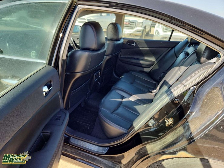 2010-nissan-maxima-3.5-s-4dr-sedan-image-14