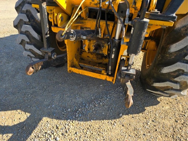 deere-210c-image-6