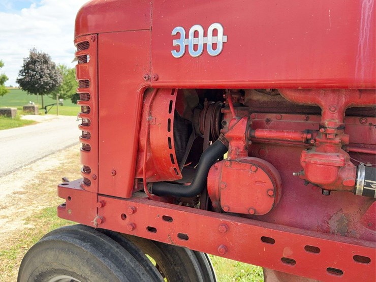 farmall-300-image-61