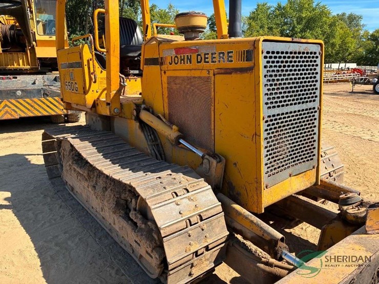 deere-550g-image-21