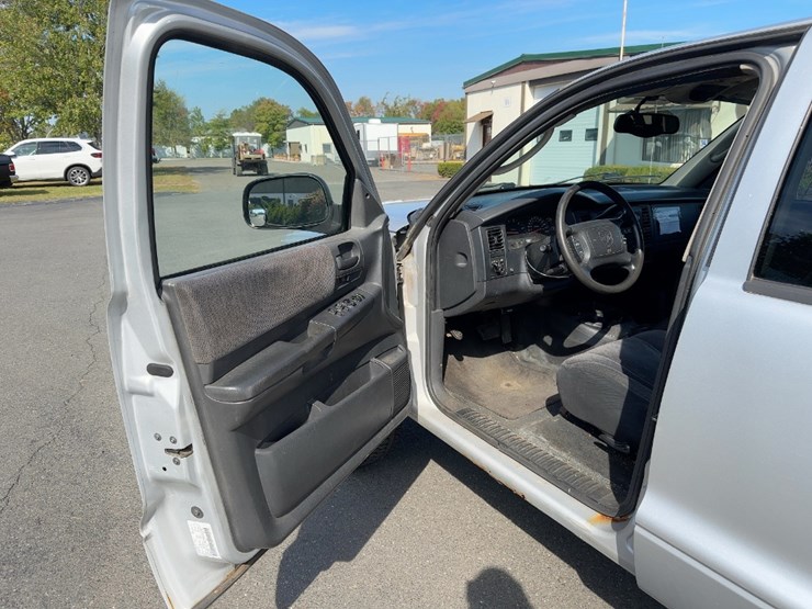 2004-dodge-dakota-slt-image-17