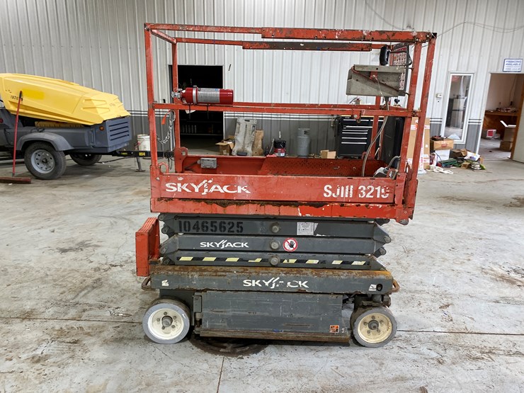 2015-skyjack-sjiii3219-image-5