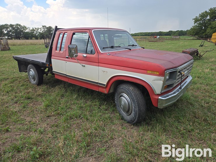 1985-ford-f250-image-3
