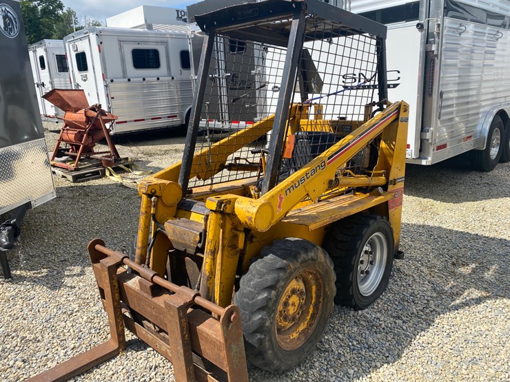 #485-•-mustang-skid-steer-(helenville,-wi)-image-1