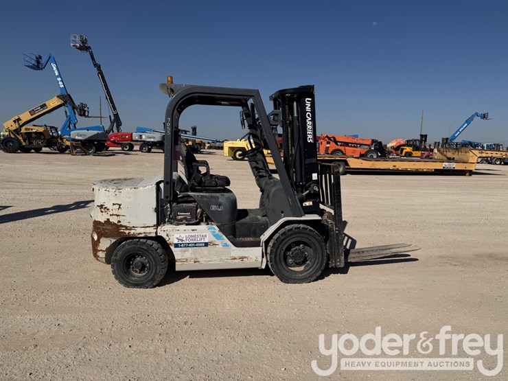2017-nissan-fhd30t5v-image-5