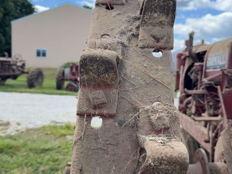 farmall-f-12-image-11