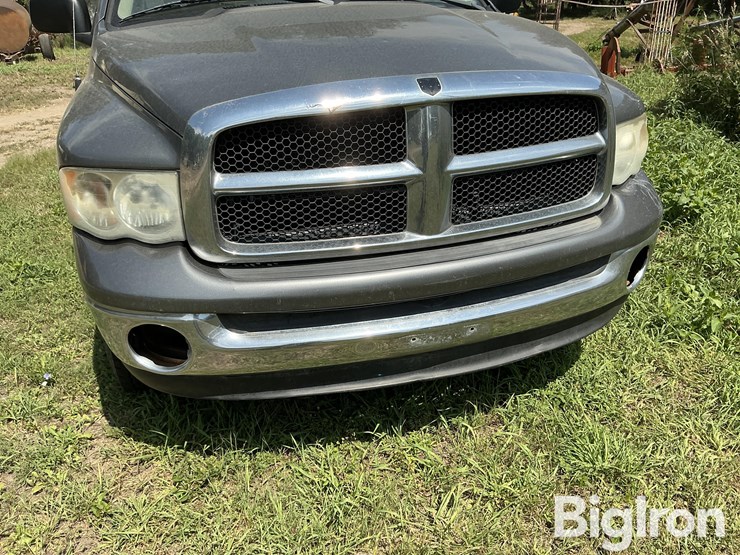 2005-dodge-ram-1500-image-11