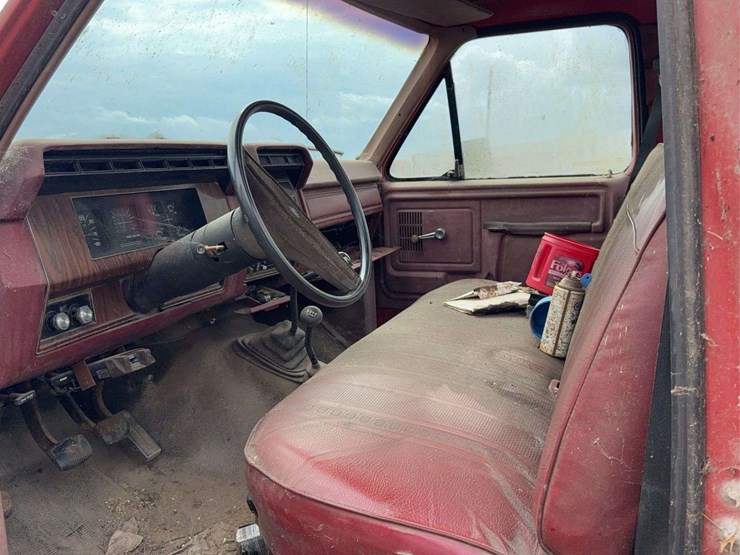 1984-ford-f250-image-49