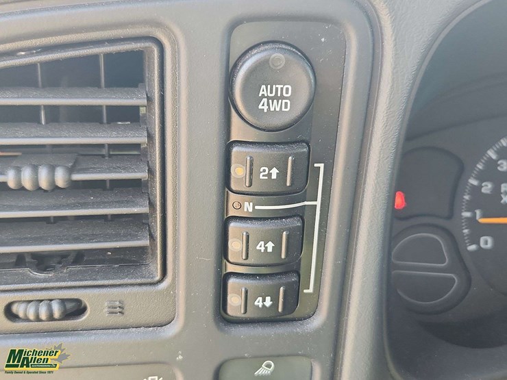 2006-chevrolet-silverado-1500-image-12