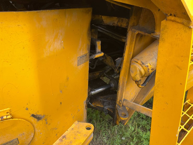 #1108-•-hough-60-b-payloader-(located-in-appleton,-wi)-image-17