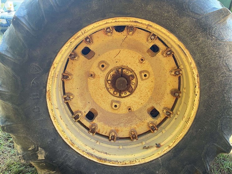 john-deere-4620-image-45