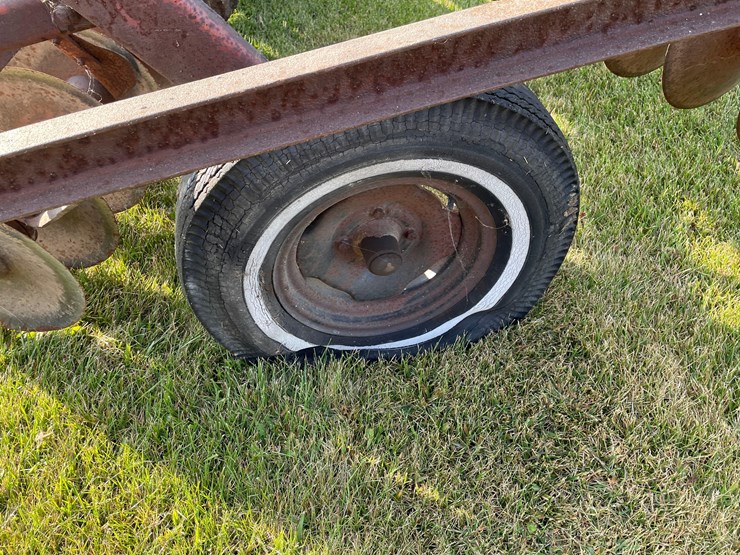 12'-disc-image-13