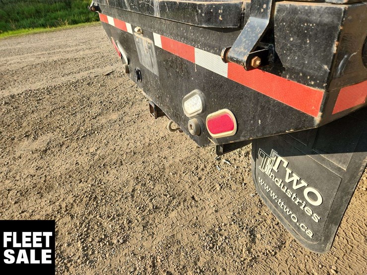 2018-ford-f350-image-40