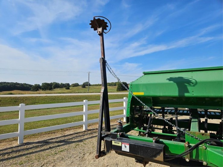 2022-john-deere-1590-image-29