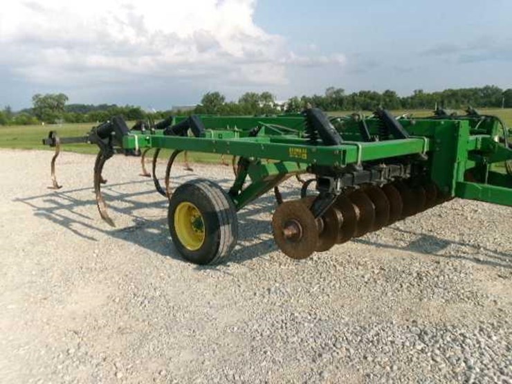 john-deere-714-image-5