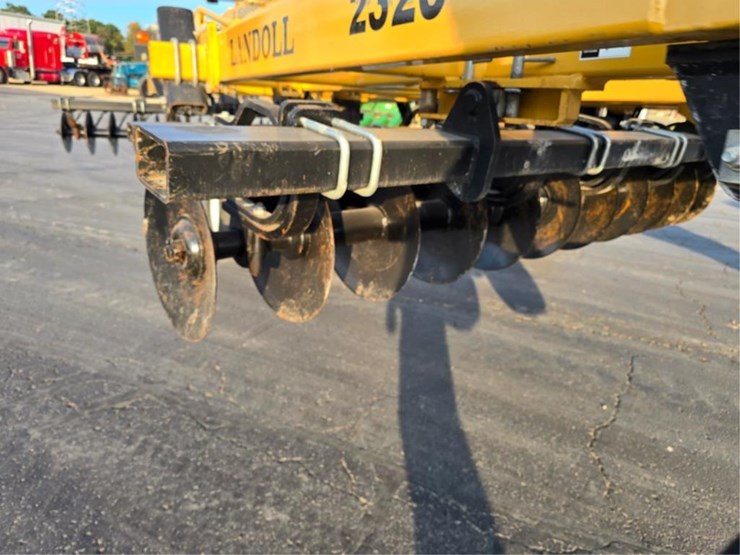 landoll-2320-image-12