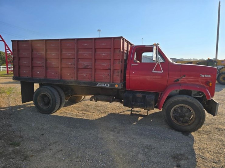 1983-gmc-7000-image-6