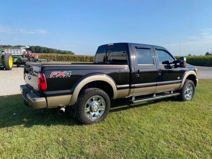 2013-ford-f250-king-ranch-image-2