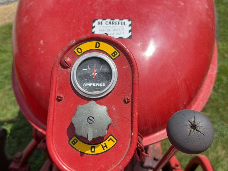 farmall-w-9-image-42