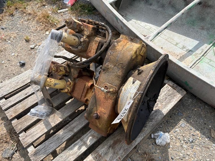 sae2-hydraulic-pump-image-1