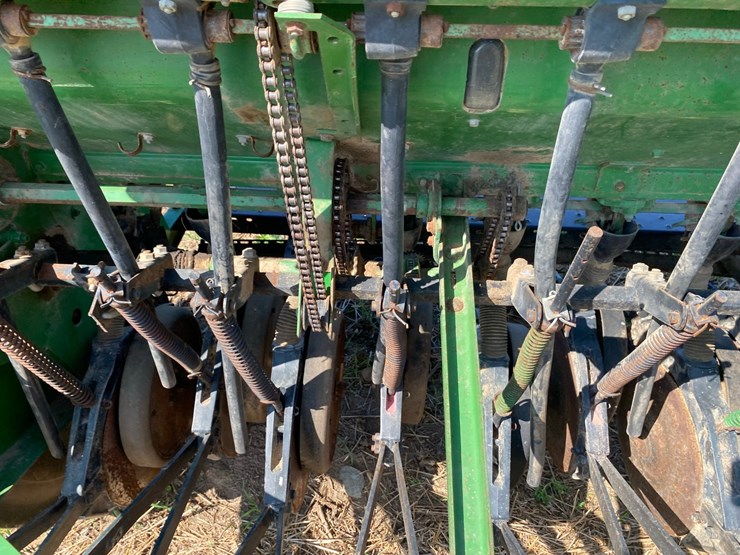 john-deere-8300-image-20