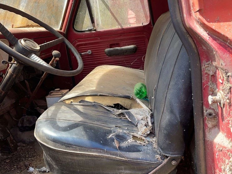 ford-600-image-50