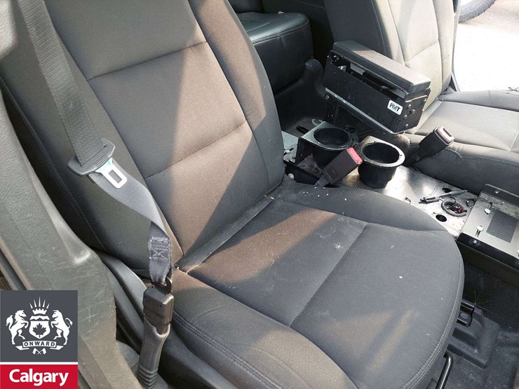 2015-ford-taurus-awd-4dr-sedan-image-14