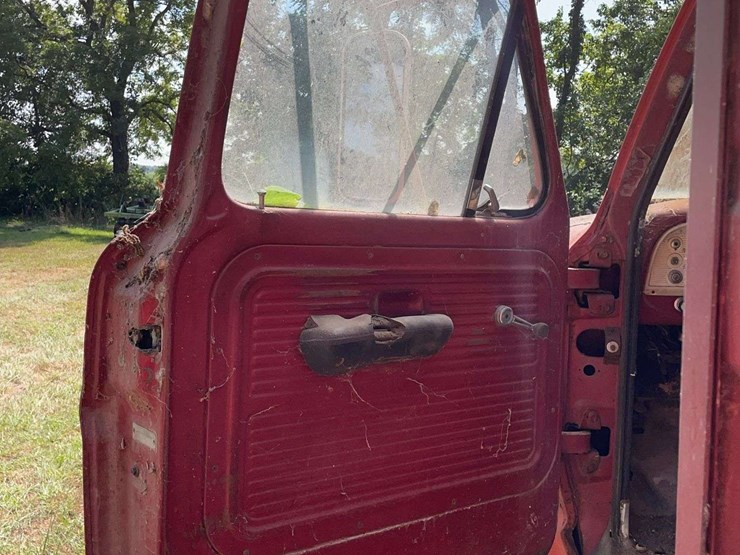 ford-600-image-44