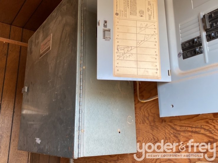 12'-x-8'-metal-building,-insulated.-a/c-unit,-generator-image-10
