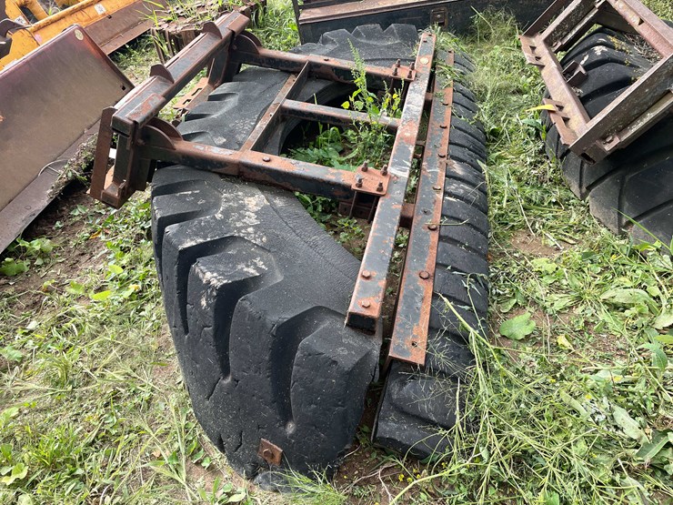 #1296-•-tire-yard-scraper-attachment-image-3