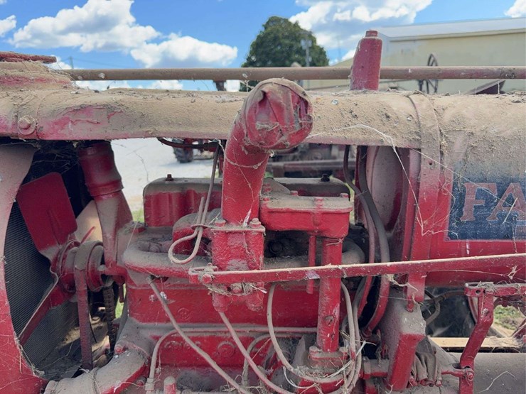 farmall-f-12-image-40